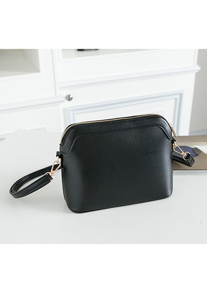 Kırmızı Çanta Reprcla Yeni Perçin Kadın Postacı Çantası Tasarımcı Pu Deri Çanta Kadınlar Için Crossbody Çanta Omuz Çantası Kadın Çanta (Yurt Dışından) indirimleri