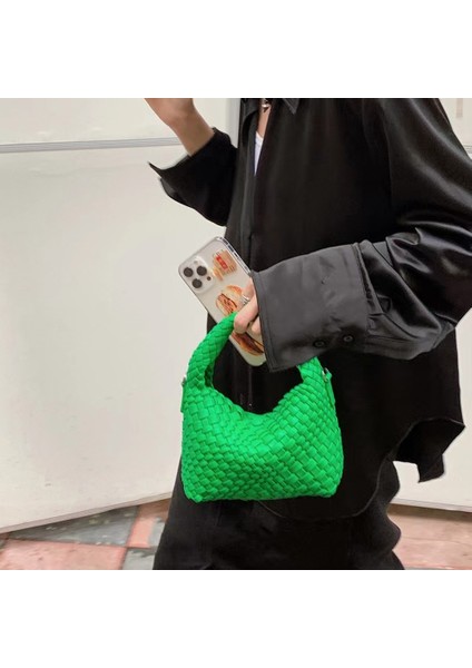 Açık Kahverengi 2022 Moda Dokuma Çanta Lüks Tasarımcı Çanta Marka Kadınlar Küçük Tote Çanta Lady Omuz Çantaları Pu Deri Casual Bayanlar Flap Çanta (Yurt Dışından) fırsatları
