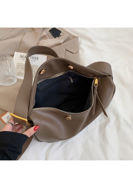Siyah Kadın Omuzdan Askili Çanta Retro Pu Deri Bayan Postacı Çantası Büyük Kapasiteli Vintage Çanta Basit Yumuşak Ayarlanabilir Crossbody Çanta (Yurt Dışından) fiyatları