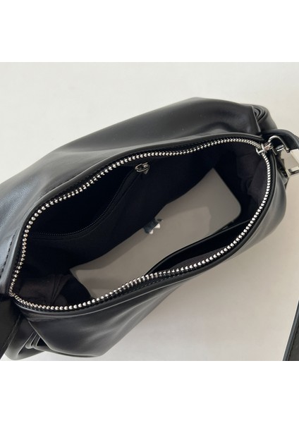 Bej 2023 Moda Yeni Kadınlar Için Plicated Omuz Çantaları Yumuşak Pu Deri Tüm Maç Çantaları Düz Renk Crossbody Çanta Tüm Satış (Yurt Dışından)