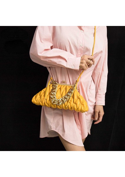 Sarı Kadın Moda Zincir Koltukaltı Çantaları Kadın Basit Düz Renk Omuz Crossbody Çanta Bayanlar Tüm Maç Rahat Kıvrımlar Bulutlar Çanta (Yurt Dışından)