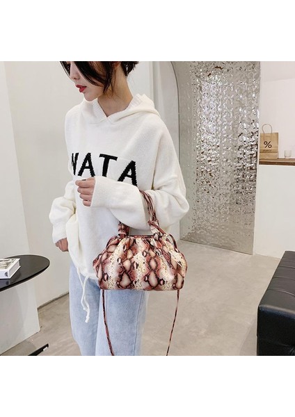 Pembe Kadın Moda Yılan Desen Çanta Kadın Eğilim Dokulu Omuz Askılı Çanta Bayanlar Rahat Retro Pileli Hamur Çantası (Yurt Dışından)