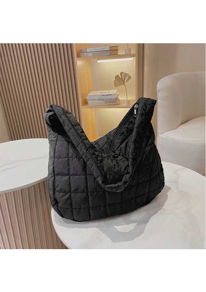 Siyah Kadın Moda Hamur Çantası Kadın Basit Düz Renk Omuz Crossbody Çanta Bayanlar Tüm Maç Rahat Büyük Kapasiteli Tote Çanta (Yurt Dışından)