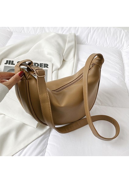 Siyah Moda Omuz Çantaları Kadın Yumuşak Deri Crossbody Çanta Bayanlar Vintage Çanta Tasarımcısı Ana Kesesi Yüksek Kaliteli Katı Hobos Çanta (Yurt Dışından) fırsatları