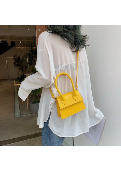 Sarı 2019 Mini Moda 2 Boyutlu Kız Messenger Çanta Lüks Tasarımcı Sevimli Bayanlar Crossbody Çanta Kadın Peri Taşınabilir Omuz Çantaları (Yurt Dışından) indirimleri