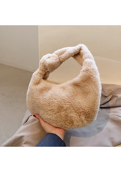 Beyaz Eyer Çantası Yumuşak Sıcak Peluş Crossbody Sling Hobo Çanta 2022 Kadın Kış Tasarımcı Çanta Lüks Marka Taklit Kürk Koltukaltı Bayanlar (Yurt Dışından) indirimleri