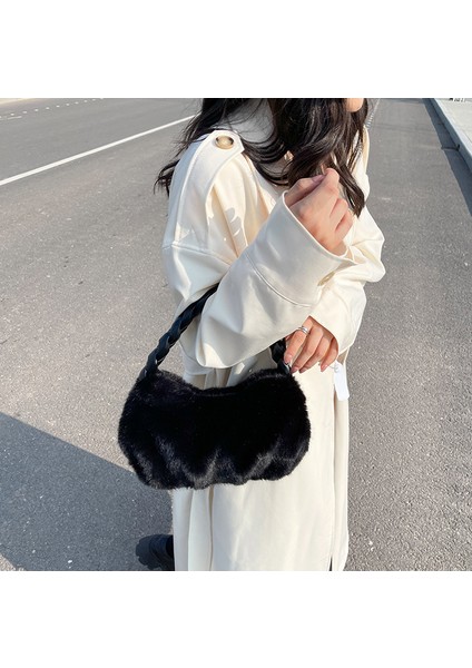 Mavi 2022 Yeni Kış Örgülü Kolu Omuz Çantaları Kadınlar Için Yumuşak Peluş Çanta Kadın Zincir Çanta Sıcak Kürk Kabarık Hobo Çanta Sac Femme (Yurt Dışından) fırsatları
