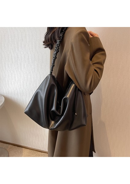 Bisküvi Rengi Kadın Çantaları Retro Banliyö Çanta 2022 Yeni Moda Tote Çanta Tüm Maç Büyük Kapasiteli Sonbahar ve Kış Omuz Çantası Anne Hediye (Yurt Dışından)