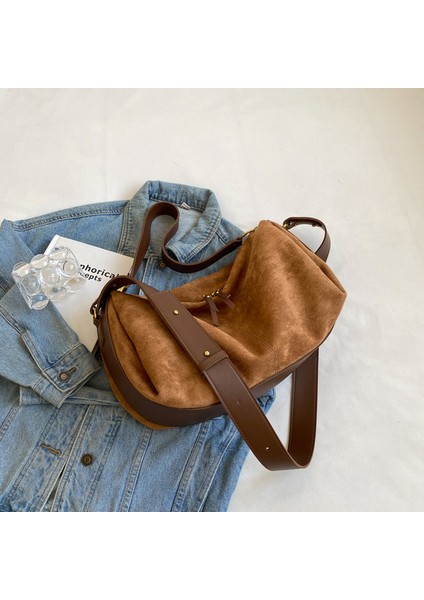 Haki Marka Tasarım Suni Süet Kadın Messenger Crossbody Çanta Geniş Askı Omuz Çantası Bayan Çanta Için Büyük Kapasiteli Bolsos Kılıf Kahverengi (Yurt Dışından)