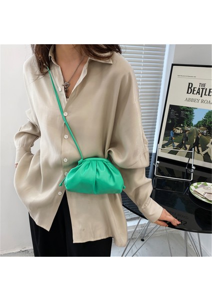 Mavi Çanta Şeker Renk Kadın Küçük Bulut Çanta Dantelli Tasarım Pu Deri Omuz Çantaları Kadınlar Için 2022 Hit Bahar Debriyaj Kadın Crossbody Çanta (Yurt Dışından) modelleri