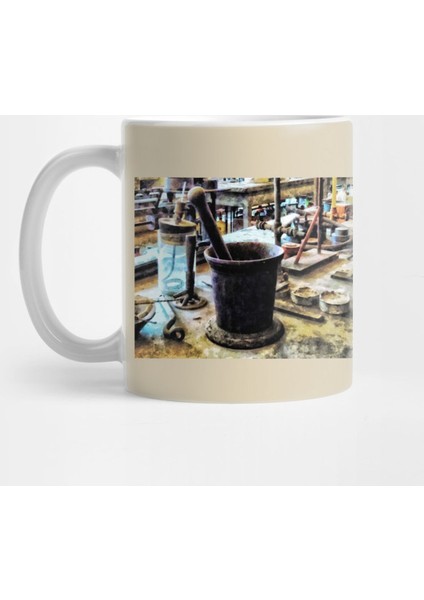 Chemists - Mortar And Pestle İn Chem Lab Kupa Bardak