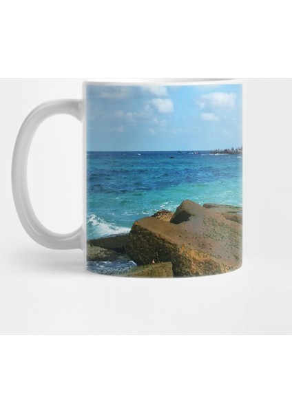 A Great Sea View With The Castle Of Qaitbay İn Alex- Egypt. Kupa Bardak