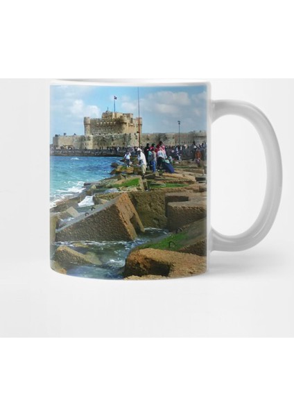 A Great Sea View With The Castle Of Qaitbay İn Alex- Egypt. Kupa Bardak