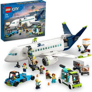 LEGO® City Yolcu Uçağı 60367 - 7 Yaş & Üzeri Çocuklar için Yaratıcı Oyuncak Yapım Seti (913 Parça)