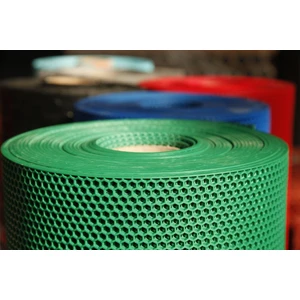 Tbm Plastik Kaydırmaz Kırmızı Bal Petek Paspas En: 90CM