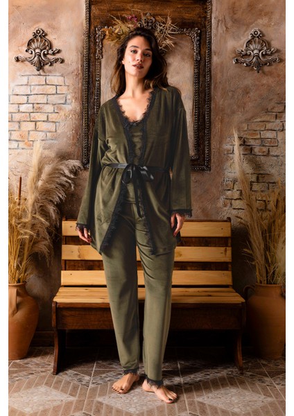 Kışlık Sabahlıklı Kadın Kadife Pijama Takımı- 3 Parça Çeyizlik Kadife Set