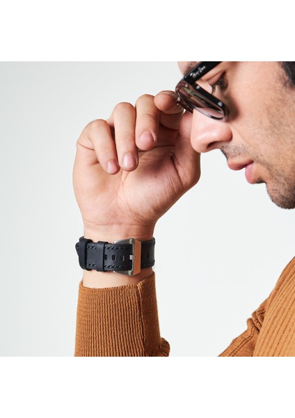 Samsung Galaxy Watch 4 5 6 / Watch 6 Classic 40MM 43MM 44MM 47MM Watch 5 Watch 5 Pro 40MM 44MM 45MM Watch 4 40MM 42MM 44MM 46MM 3 İp Motifli Siyah Deri Kordon 20MM Deri Kayış
