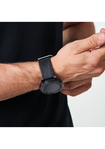 Samsung Galaxy Watch 4 5 6 / Watch 6 Classic 40MM 43MM 44MM 47MM Watch 5 Watch 5 Pro 40MM 44MM 45MM Watch 4 40MM 42MM 44MM 46MM Oval Uçlu Deri Kordon 20MM Hakiki Deri Kayış Siyah