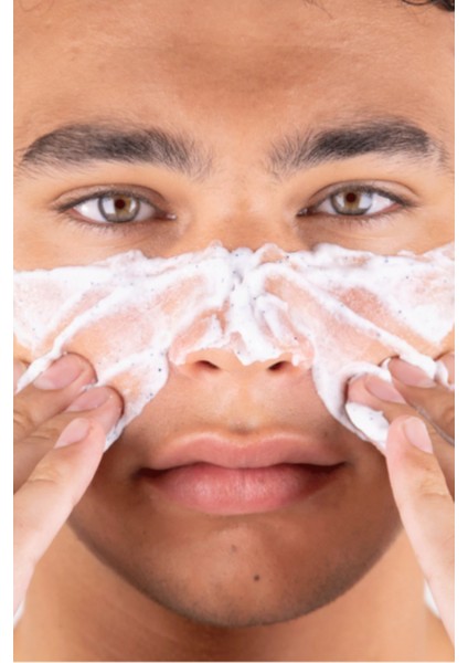 Temizleyici ve Arındırıcı Yüz Peelingi Yağlı ve Karma Ciltler 150 ml indirimleri