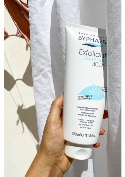 Doğal Volkanik Tanecikli Canlandırıcı Vücut Peelingi 350ml indirimleri