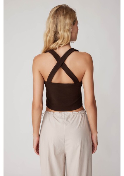 Sırtı Çapraz Kalın Askılı Crop Bluz
