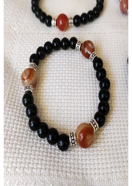 Akik Taşı ve Oniks Kullanılarak Tasarlanmış Doğal Taş Bileklik