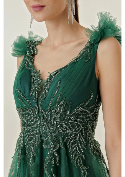 Arkası Bağlamalı Boncuk Işlemeli Astarlı Tül Uzun Elbise fırsatları