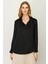 V Yaka Siyah Kadın Bluz 23201021 1