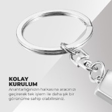 C9 4x4 Uyumlu 3D Metal Paslanmaz Metal Araç Otomotiv Anahtarlığı - Kırmızı