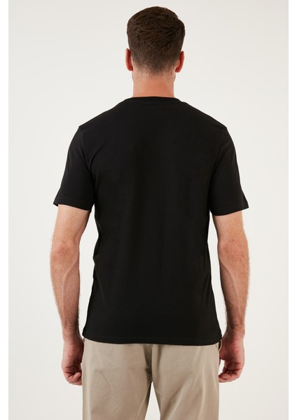 Pamuklu Regular Fit Bisiklet Yaka Basic T Shirt Erkek T Shirt 59020201 indirimleri
