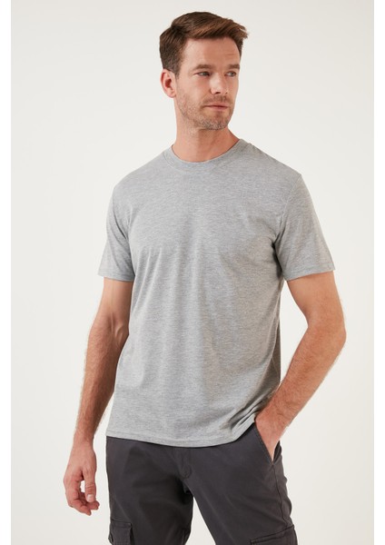 Pamuklu Regular Fit Bisiklet Yaka Basic T Shirt Erkek T Shirt 59020201 modelleri