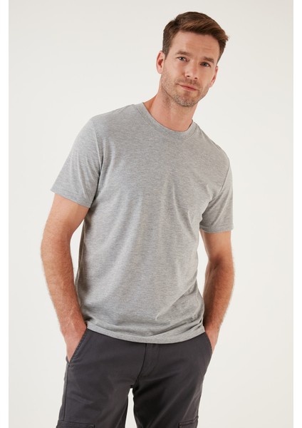 Pamuklu Regular Fit Bisiklet Yaka Basic T Shirt Erkek T Shirt 59020201 fırsatları