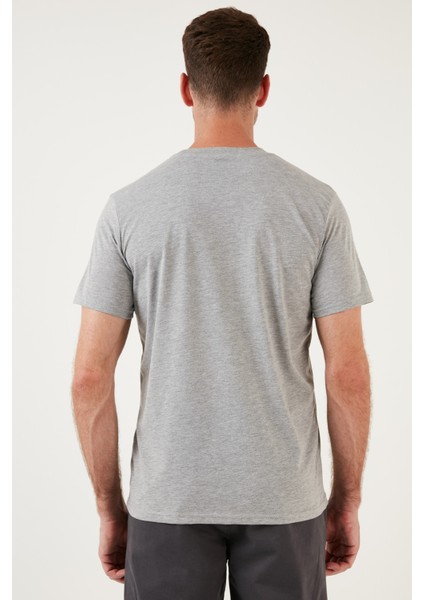 Pamuklu Regular Fit Bisiklet Yaka Basic T Shirt Erkek T Shirt 59020201 indirimleri