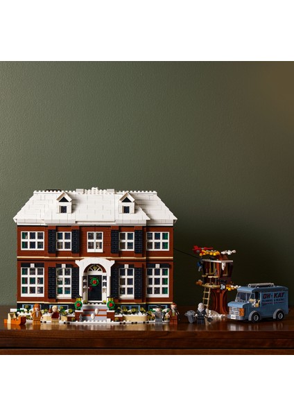 LEGO® Ideas Home Alone 21330 - Yetişkinler İçin Evde Tek Başına Film Evi İçeren Koleksiyonluk ve Sergilenebilir Yaratıcı Model Yapım Seti (3957 Parça)