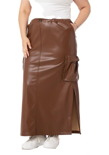 Büyük Beden Beli ve Cepleri Büzgü Detaylı Yırtmaçlı Uzun Deri Kahverengi Etek fırsatları