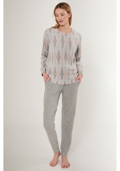 8764 Equilateral Triangle Pattern Kadın Uzun Kol Pijama Takım fırsatları