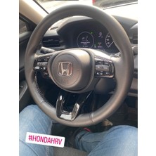 Detay Honda Hrv 2022 Uyumlu Bentley Desen Siyah Dikiş Direksiyon Kılıfı