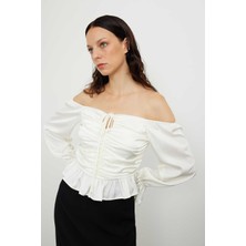 ROMAN Saten Düşük Omuz Gipeli Bluz Ekru K2413038_049