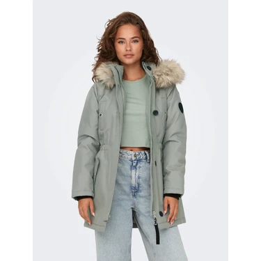 Only Kadın Parka Uzun Kollu Yeşil Polyester Düz Desenli Kapüşonlu Model XL