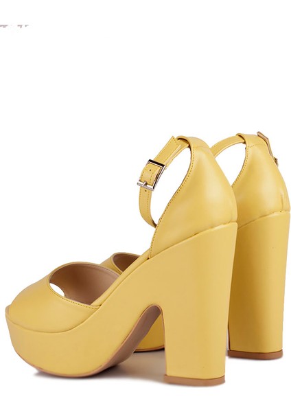 111098 125 Kadın Sarı Büyük & Küçük Numara Platform Ayakkabı modelleri