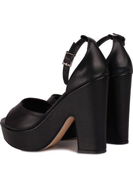 111098 014 Kadın Siyah Büyük & Küçük Numara Platform Ayakkabı modelleri