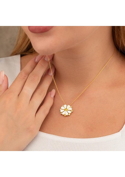 Açılıp Kapanır 2 Kullanımlı Papatya Gümüş Kolye Gold