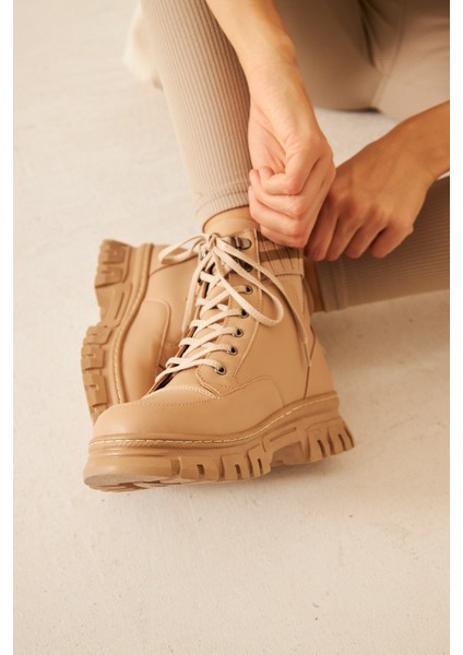 M.p Kaymaz Taban Soğuk Geçirmez Suya Dayanıklı Çoraplı Kadın Bot Postal Çizme Kışlık Bot modelleri