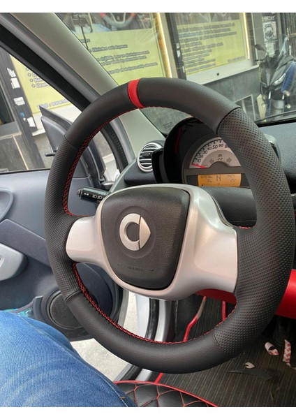 Smart Spor Desen Kırmızı Şeritli Dikiş Direksiyon Kılıfı (Kendi Derisi Sökülmeden Yapılır)