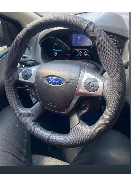 Ford Focus 3 -Gmax   Uyumlu Spor Karbon Desen Siyah Dikiş Direksiyon Kılıfı