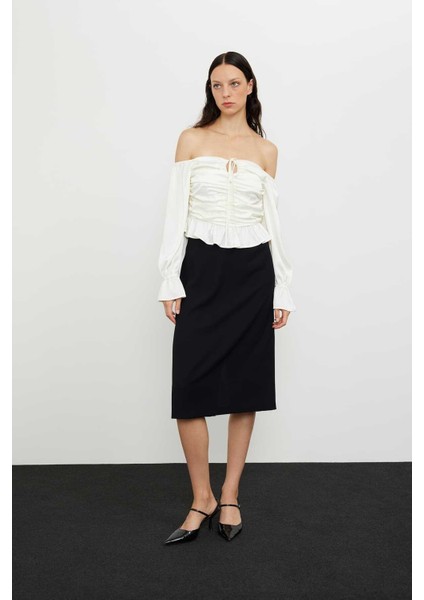 Saten Düşük Omuz Gipeli Bluz Ekru K2413038_049 modelleri