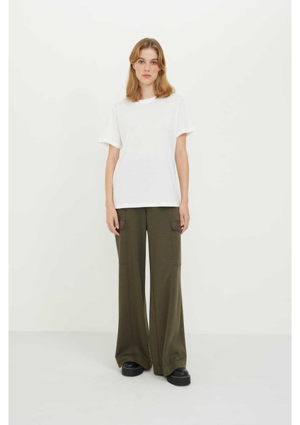 Basic Bisiklet Yaka T-shirt Beyaz K2454102_002 modelleri