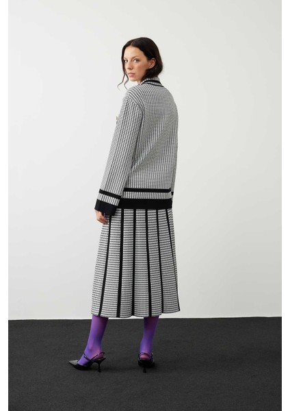 Kazayağı Desen Triko Ceket Siyah-Beyaz K2472007_210 fiyatları