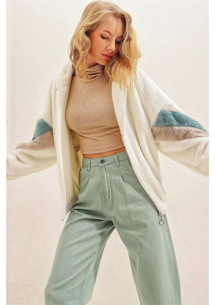 Kadın Ekru Kapüşonlu Fermuarlı Kolları Renk Bloklu Oversize Peluş Sweatshirt fırsatları