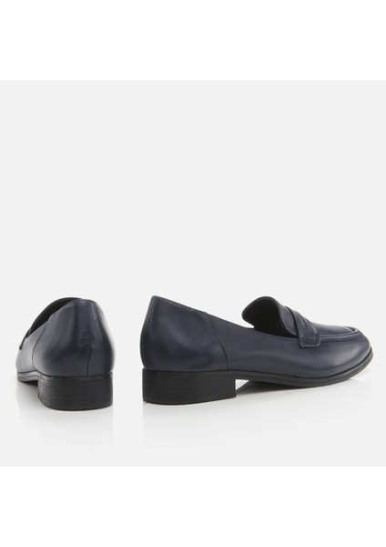 01AYH274640A680 Hakiki Deri Lacivert Kadın Loafer modelleri